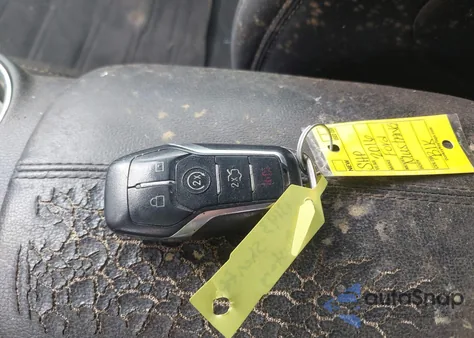 2016 Ford Mustang Ecoboost z USA, uszkodzony, nr VIN 1FA6P8THXG5298372